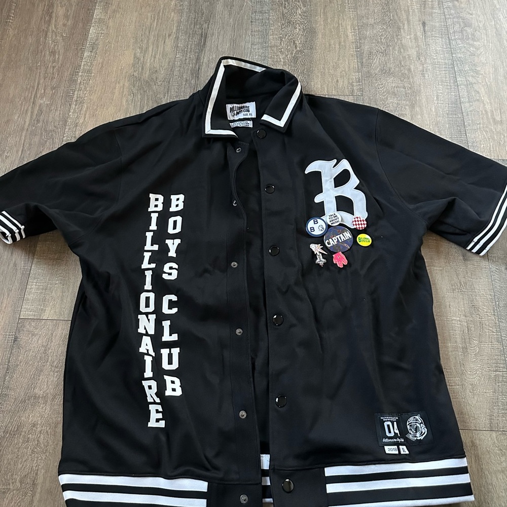 BBC button up
